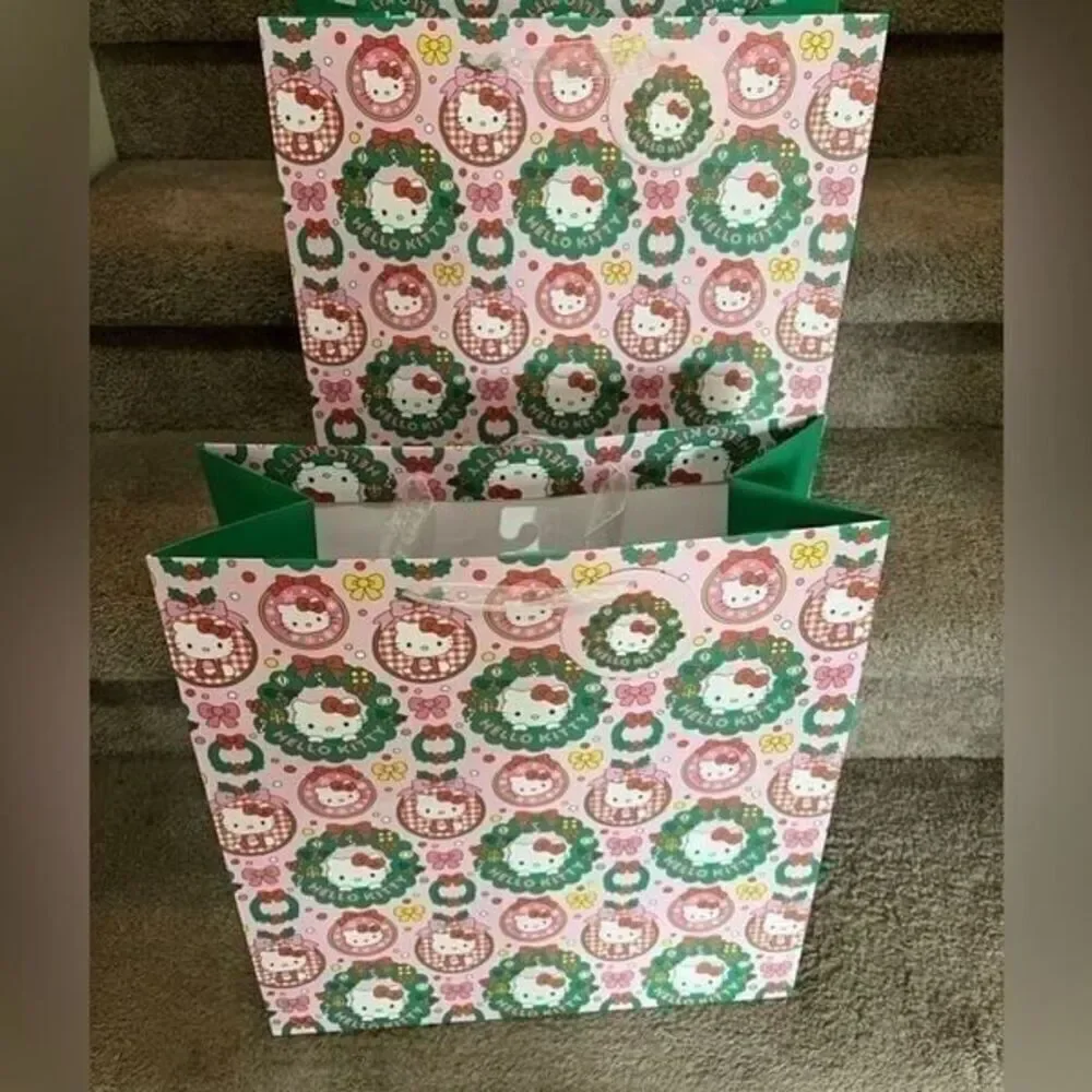 Hello‎ Kitty Happy Holiday's Pink Wrapping Paper Set